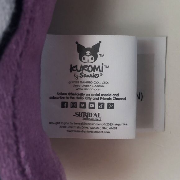 Kuromi Sanrio Hello Kitty Plush Backpack Clip Keychain NWT 2023 New Purple - Picture 4 of 9